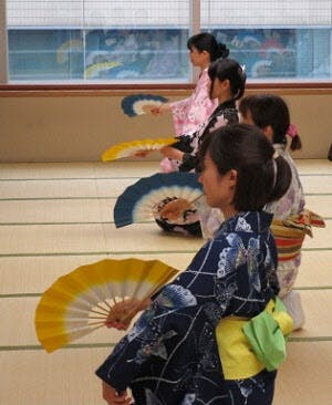 日本舞踊練習風景