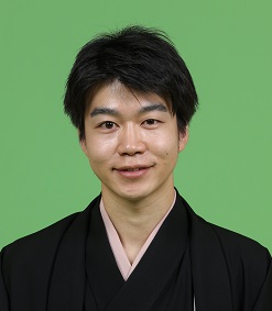 林家彦三HP.jpg?auto=compress,
