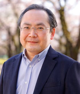 金子信久学芸員の写真