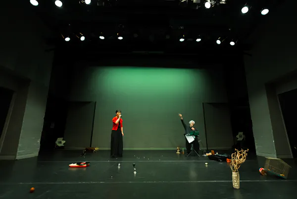 7度受賞公演「アサッテの人」舞台写真